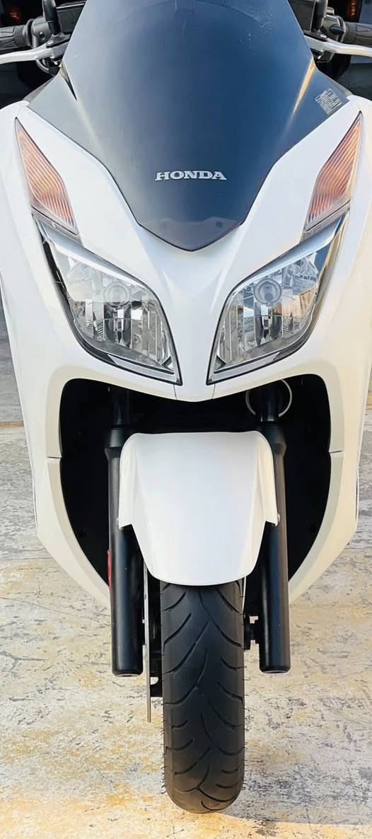 فورزة 12/0
للبيع دراجه نظيفة و على ايد وحده شرط النظافة 
السعر 18 ورقه و بيها مجال 

غير متواجد على الفيس 
الشراي يتصل 

***********
