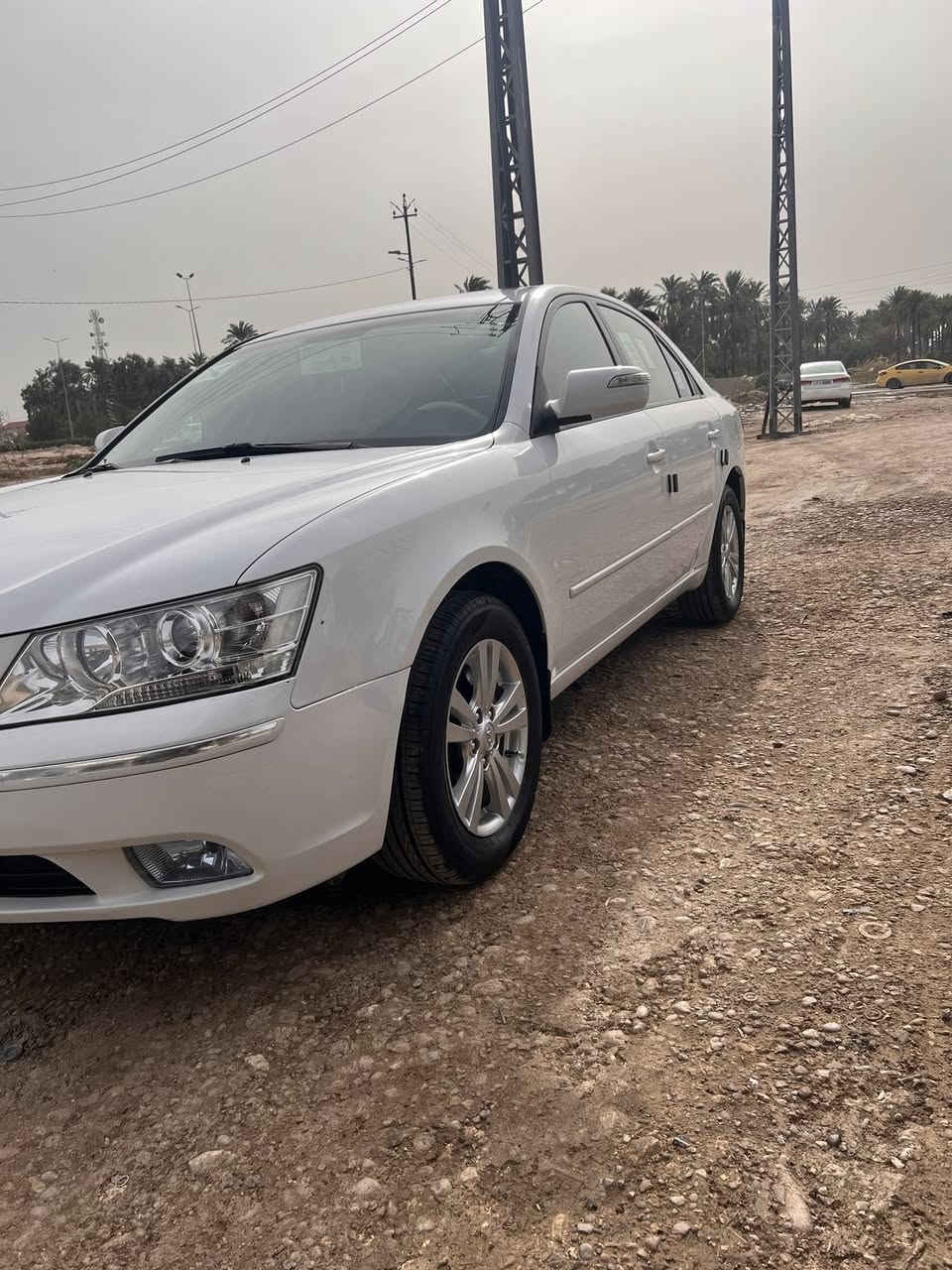 سوناته خليجي 2011مكينه 2000تخم تاير جديد تدفه تبريد شغال حداديه امامي خلفي جديد رقم وسنويه جديد سياره كامل مواصفات فتحه بلقماره اشاره بلمري شاشه كامره السياره بيهه شبرين جاملغ امامي صبغ بدون دواخل بدون فتح والباقي مكفوله  العنوان واسط الحفريه رقم الهاتف ***********
