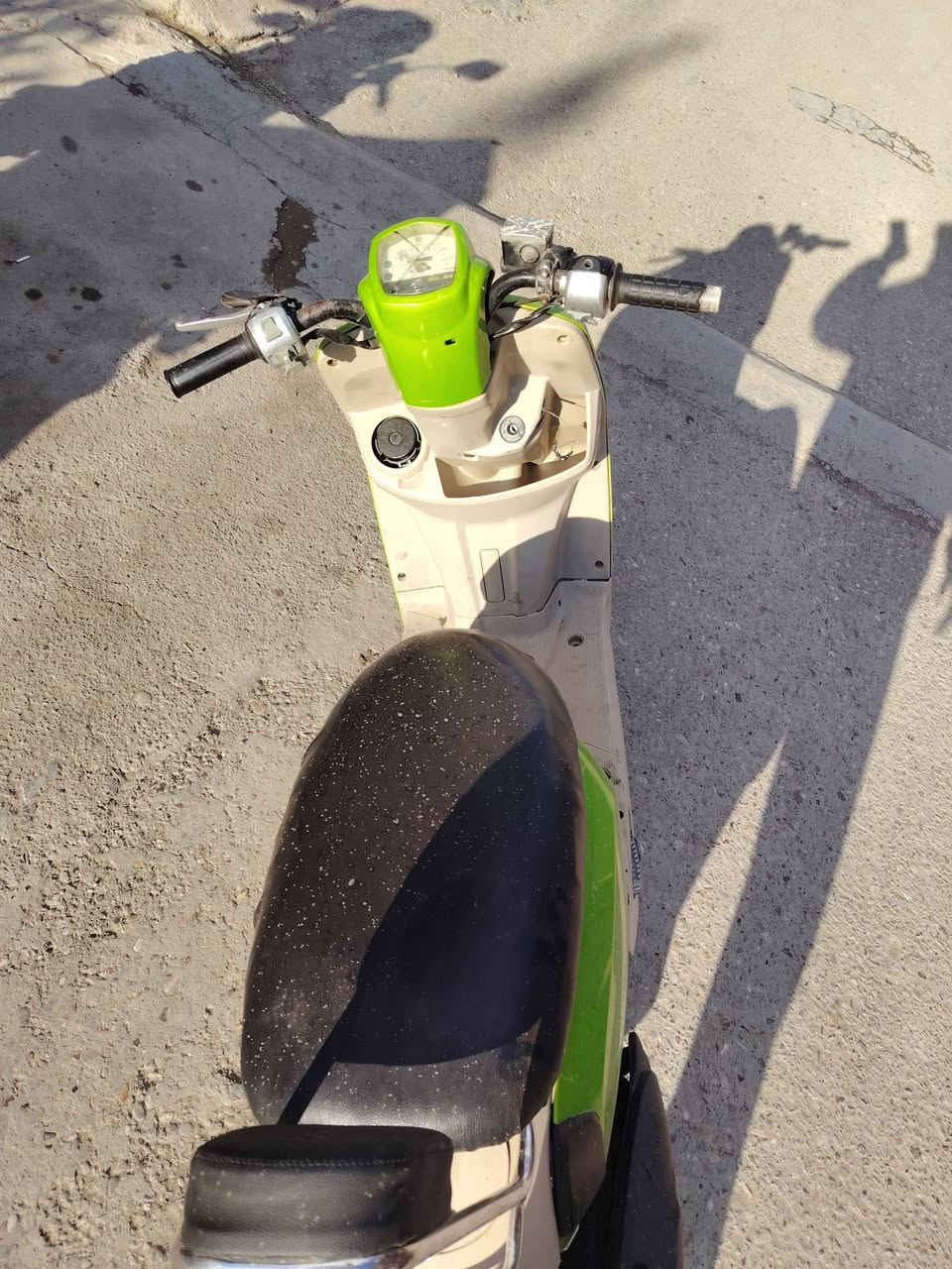 اسلام عليكم ماكس بوليس للبيع دراجه نكره سلف مابيها اي نقص دراجه نضيفه و حلوه بس متروكه و ممغسوله بس من الصبح نكره سلف سعرها 550 و بيها مجال مكاني ديالى بعقوبه فلكه الامين للتواصل ***********
