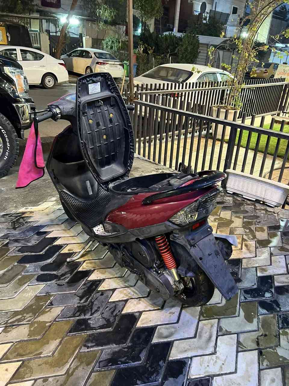 السلام عليكم ورحمة الله وبركاته اخوان ماكس عدله للبيع مال رنبه كفاله عامه مكاني بغداد حي العامل السعر خاص متواجد خاص *********** هاذه رقمي
