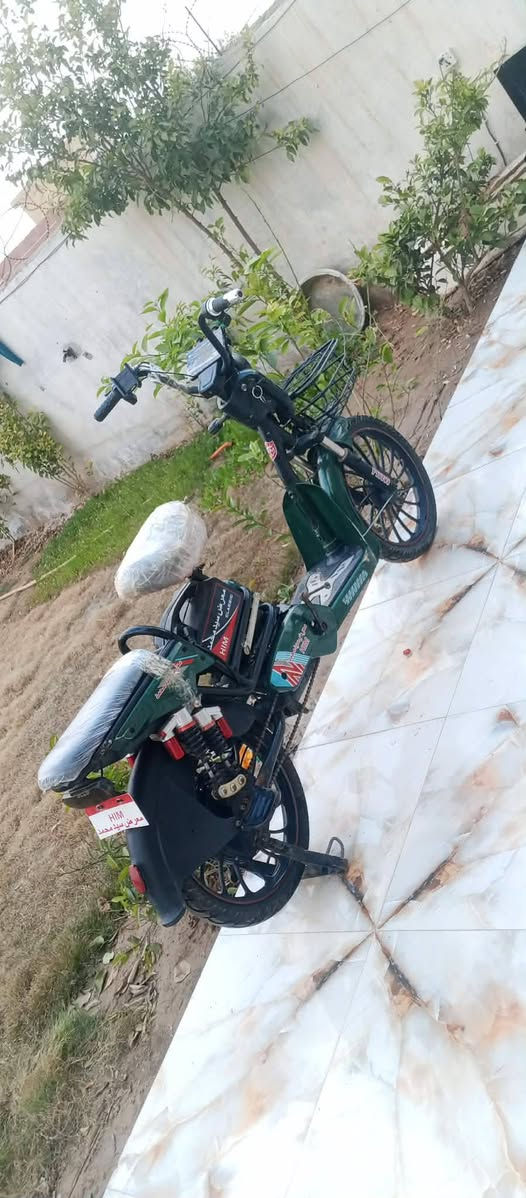للبيع 
بايسكل شحن 2024  نضيف كلش 
السعر 225وبي مجال 
مكاني ديالى الخالص 
***********
