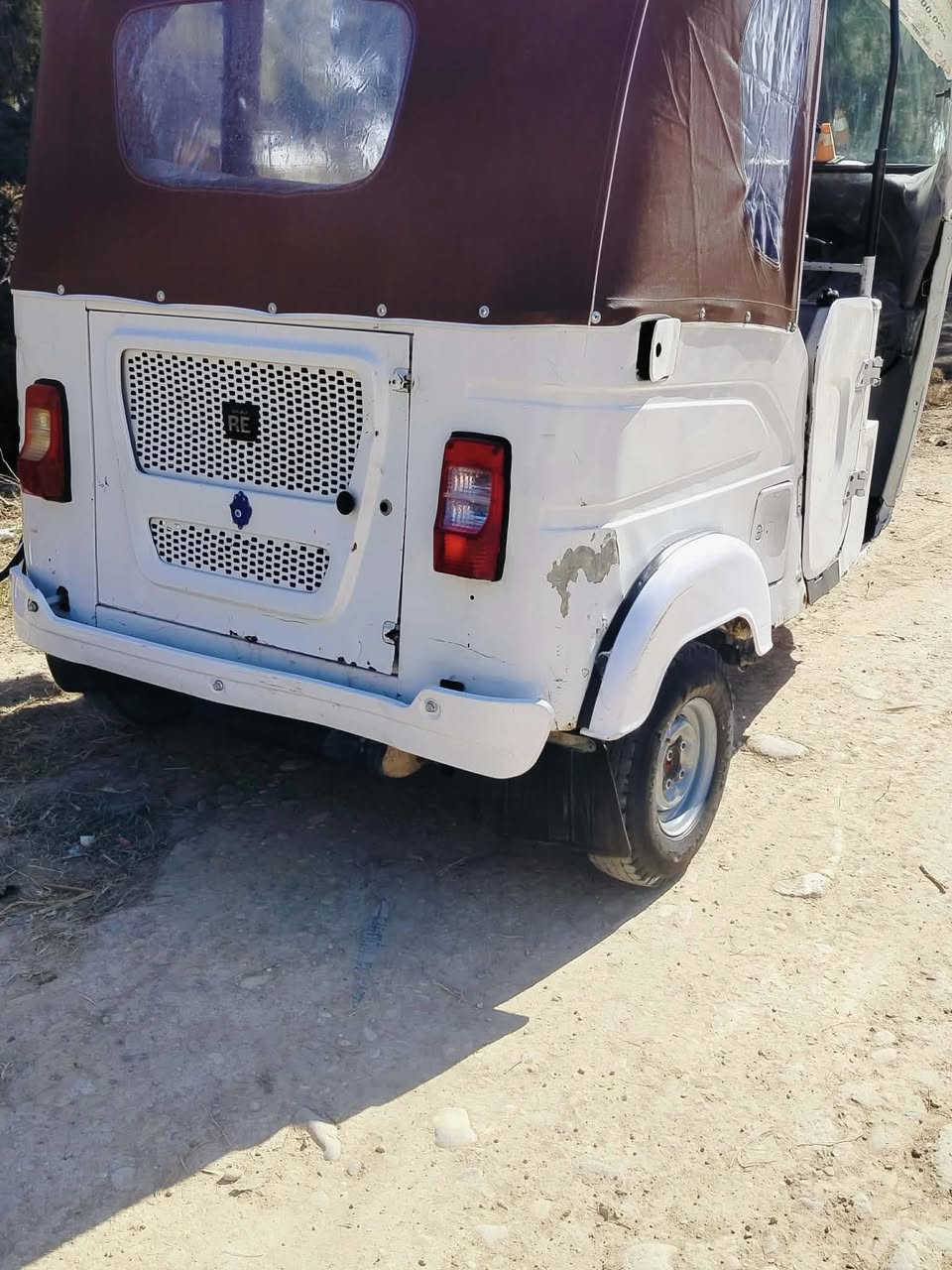 تكتك للبيع ٢١شهر١١ مكاني واسط الكوت السعر ٦٠٠٠ وبيها مجال بيها ضربات بسيطه واضحه بل صوره [***********]
