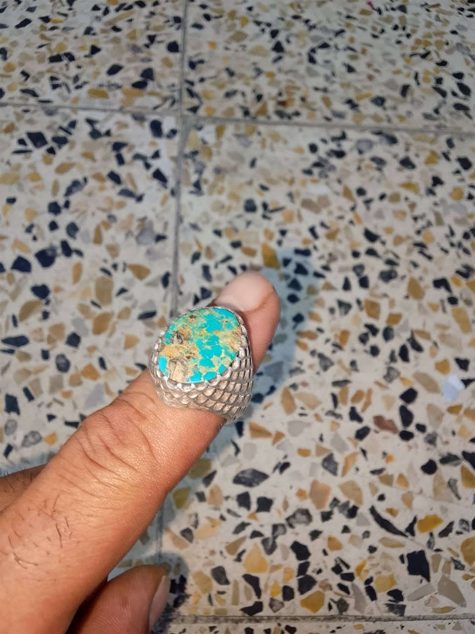 سلام عليكم فيروزي للبيع


**إذا كنت صاحب هذا الإعلان وتريد حذفه لأي سبب، رجاءا أرسل رسالة إلى الدعم الفني**