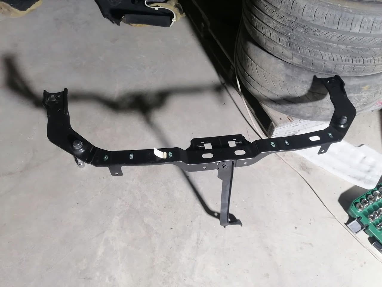 جمسي GMC تیران 2018_2020 لون اسود متوفر لدینا قطع غیار محرك کیر مع جمیع ملحقات بیبان داشبول شاشە رادیتر  عجلات ویل کصە امریکە موجود  کامل
***********
***********
