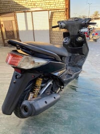 سكنس لبيع نوزل خطين سعره ٦٠٠ بكاني حي تونس هذه رقمي ٠٧٧٠٦٢٦٥١٣٠