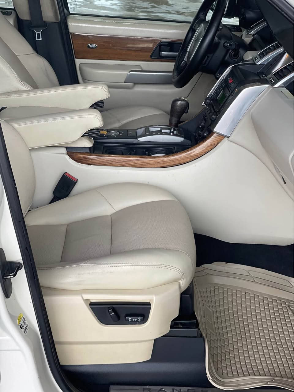 ﷽ 

RANGE  ROVER   SPORT   2009
سعري خوار بازار       ١١٨$ مةجاليكي كةم

سفري شةريكةي سةردارة  زةمانة

مةكةينةي    ٨ بستوني   بانزينة    سوپةر چارجة
بةشةرتي تةحويلو  غرامة
سةيارةكة بي بوياخة  يةك پةلة كارت بة بونيتةكةوةيتي
 
فول مواسةفاتة
سلايت 
سلاجة
ئاوينةي شةفتة
سوكاني كارةباية خةزنة
٦ سيدية
ناو زةردة
شاشةية
حاسةي پيشو دواية
كوشن جلد 
كوشن كارةباية
كوشن غزنة
لايتي عةدةسةو 
لايت زينونة
لايتي اسوريت لةگةل سوكان
بريكي دوگمةية
دةبلي بةرزو نزم اكات 
٥ مودي دةبل اكسلي هةية4x4
سوكان ڤوليوم تحديد سورعة
تةلةفونة
ناو فورميكاية
زور مواسةفاتي تر

سةياركة لةسليمانية  

سعري ١١٨ $  مةجاليكي كةم

📞 0772 531 4474 

==============================

﷽ 

RANGE  ROVER   SPORT   2009
سعر جوة سوك ١١٨ $ مجال بسيط

سيارة خليجية زيرو مال شركة سردار  زمان دولي

محرك ٨ سلندر  بانزين   سوپر جارج

سيارة بي اسمي  بشرط  تحويل غرامة

سيارة مكفول مابي حادس مابي صبغ  بي شبر  كارت بل بونيت

فول فول مواصفات
سلايت
سلاجة
مرأيت شفط
ستيرن كهرباي ميموري
سيدي جةنجةر
داخل اسفر
شاشة
حساسات امامي او خلفي
كشن جلد
كشنات كهرباي
كشن خزن
لايتات عدسة + زينون
لايتات متحرك معة ستيرن
سايد بريك بسمة
دبلات هوا عالي و ناسي
٥ مود مال فوريل 4x4
تحكمات ستيرن
تلفون
دواخل ساج
بعد هواية مواصفات

مكان سيارة سليمانية

سعر ١١٨ $ مجال بسيط

📞 0772 531 4474 السليمانية, العراق
