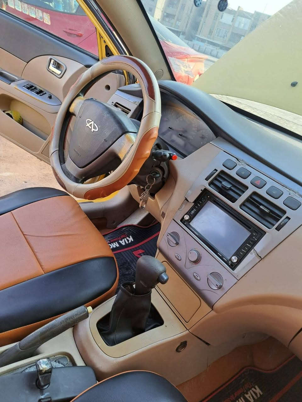 السلام عليكم سياره شيري اي فايف      موديل 12اتوماتيك محور نضيفه ودوشمه جديده احلى من صوره السعر 40  مداور ثاني يوم مكاني سماوه ***********
