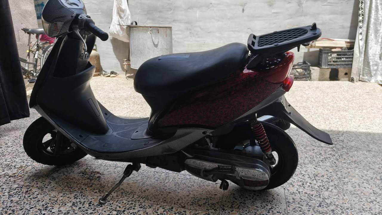 دراجه ساسوكي ما مفتوحه كلشي شغال نكره سلف وهندر همين نضيفه مثل ما موضح بلصور سعر 400وبيه مجال.لطيبين مكاني بصرة كرمه علي متواجد واتساب ***********
