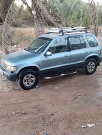 سبورتج. 1993 محرك ونجي.    رقم بغداد  الكاظمية.   07721091023 36$