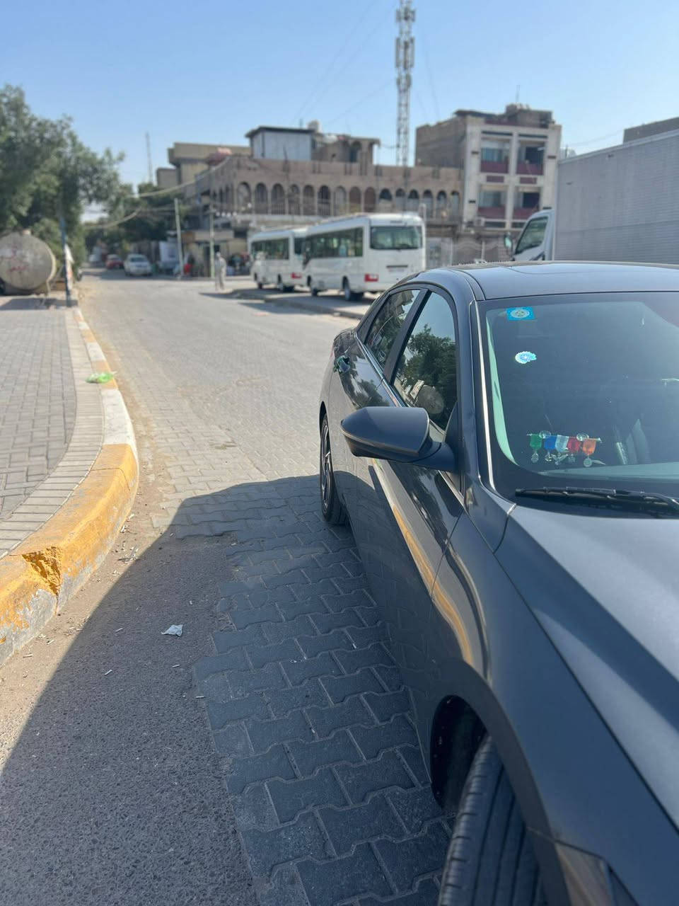 ألنترا موديل 2024 limited فول مواصفات للأخير 1/1 دخول جديد (حادثه بسيط صور الحادث مرفقه )
المواصفات.......

فتحه سقف اسلايت 

بصمه تشغيل 

بصمه ابواب 

تشغيل عن بعد 

رادار أمامي 

لد داخلي  على طول الدشبول متعدت الالوان 

كشن جلد 

كشن تدفئه

كشن كهرباء

تبريد منفصل 

شحن لاسلكي

تدفئه ستيرن

ماشيه 26000

سيتم سماعات BOSE

رادار خلفي 

رادار جانبي 

رادار امامي 

ويل كب كروم بلادي

للبنات زنون عدسه عدد2 وليس لد عدسه 

تحديد مسار 

مثبت سرعه 

وقوف ذاتي 

مانع اصتدام

شاشه ثلاث انظمه (سمارت - نورمال - سبورت )

شاشه دجتال  متصله 

كامرا امامي وخلفي

محرك 2000دوش

السياره نضيفه بشكل

أربع كاميرات محيطية

كشنات كهرباء

حساسات امامي

حساسات خلفي

ألون رصاصي 

رقم بغداد 

تحويل مباشر 

الاتصال***********
