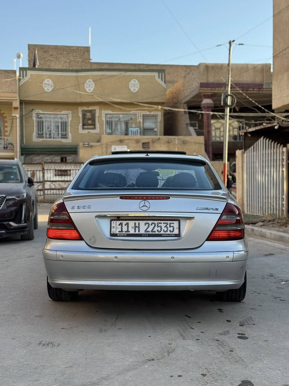 مارسيدس 211 /E350 المرغوب مديل 2005 خليجي مكفولة كفالة عامة من الصبغ والتبديل سونار موجود السياره فول مواصفات 1/1 كشنات جلد تدفئة وتبريد فتحة شاشة كامره خلفية تحديد مسار انضمة قياده  تحكم ستيرن مانع انزلاق بعد بيها هواي مواصفات منضومة زنون ابلادي السياره جديده بمعنا الكلمة رقم بغداد باسمي تحويل مباشر هزه جديده تخم حدادية تخم تايرات جدد السياره احلى من الصور السعر 128 بيها مجال بسيط مكان السياره بابل مركز المدينة 
***********
