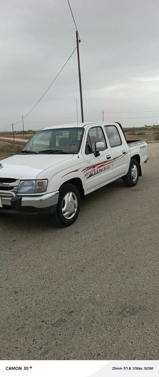 سلام عليكم لبيع بيكم تيوتا هلكس مديل  2005 كويتي
سياره مكفوله كفاله عامه محرك كير اكسن شركه تبريد شغال تخم تاير حداديه جديده رقم مثنئ انكليزي تحويل مباشر اسعر 125 وبيه مجال  لستفسار ع ارقم ‏‪***********‬‏
