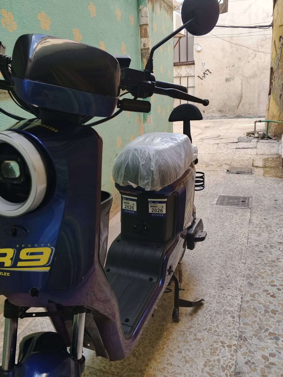 للبيع R9
مستخدم 3 أسابيع زيرو مشحون شحنه وحده فقط 
ماطور كله شرط وصل شراء موجود
سعر 525 شراي خابر 
***********
