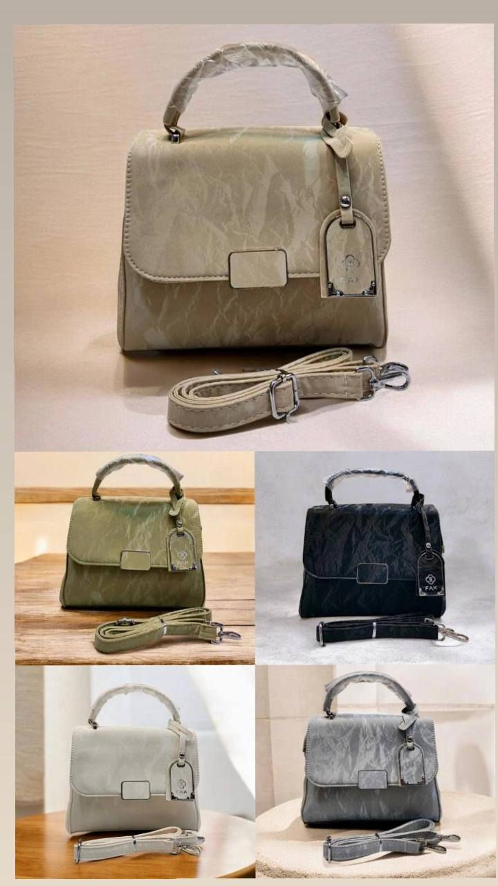 نقدّم لكم تشكيلة مختارة من الحقائب الرجالية والنسائية
بتصاميم عصرية، خامات راقية، وأناقة تناسب كل الأذواق.
حقائب تجمع بين العملية والفخامة،
ترافقك في يومك، عملك، ومناسباتك الخاصة،
بلمسة تعكس ذوقك وتميّزك.
📩 للطلب والاستفسار: واتساب: 📞***********
السعر: 10 الاف
📦 توصيل داخل وخارج المحافظة
✨ فخامة تُحمل… وأناقة تُلاحظ
