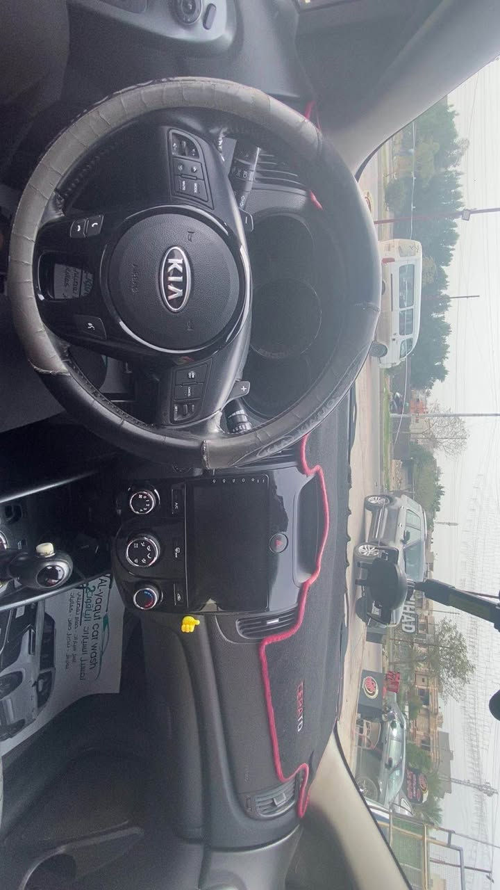 كيا فورتي 2013 للبيع
محرك 2000
فتحة سقف
مري شفط
تبريد خير من الله
ضربتها من امريكا جاملغ
وبالعراق الضربه اللي موضحه بالصوره ممصلحه
وباب السايق مبدل نفس اللون
رقمها بغداد الجديد
ومكانها بغداد حي الجهاد

للاستفسار اتصل عالرقم
***********
غير متراجد عالفيس Colombo, Sri Lanka
