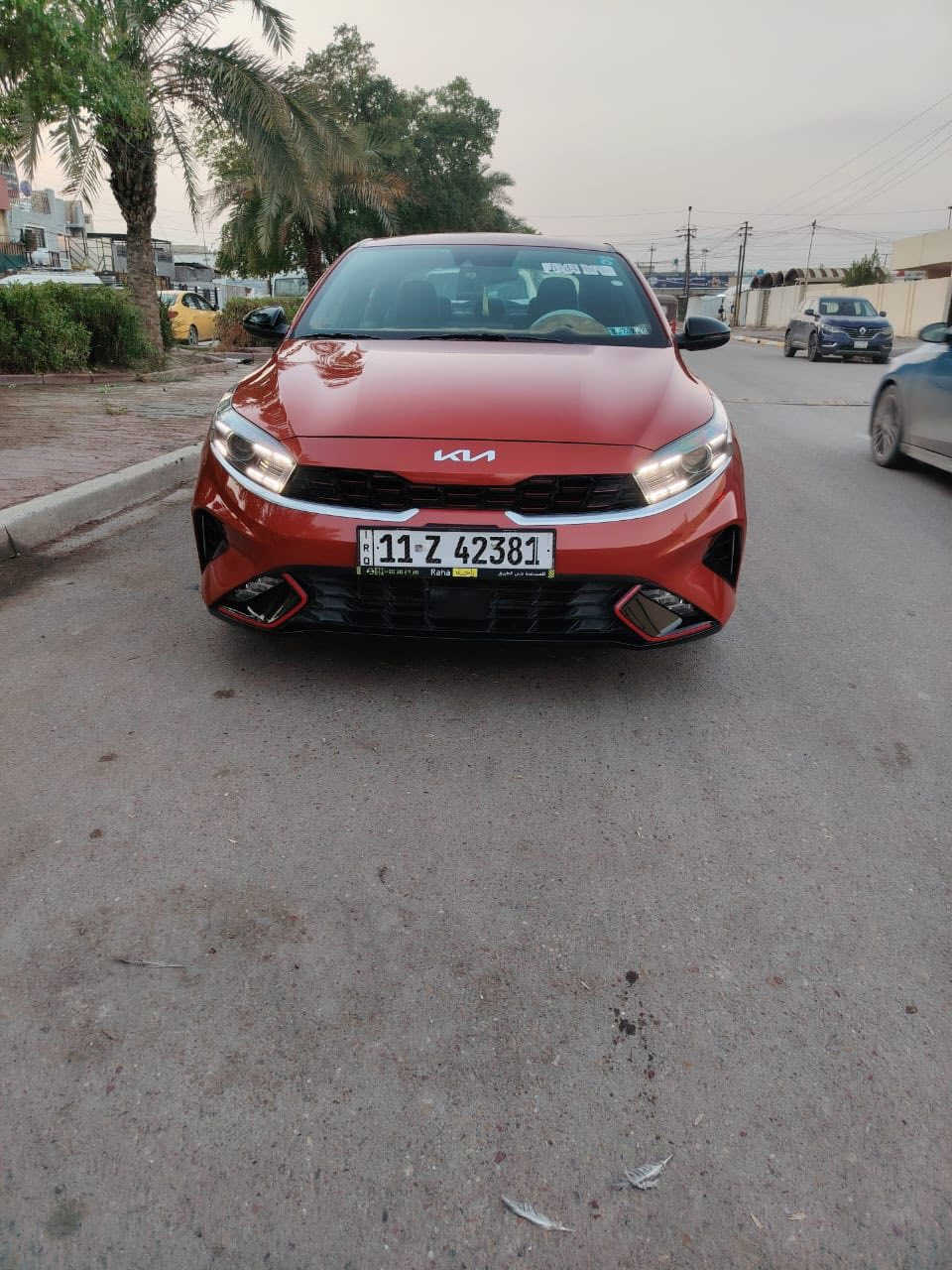 كيا فورتي GT-LINE 2023 

 وصور الحادث موجوده بالمنشور 

ماشيه 28 ألف ميل

فول مواصفات عده الفتحه

شاشة كبيرة ابل كار 

تحديد مسار 

بصمة تشغيل 

بصمة ابواب

اشارة ترحيب

تشغيل عن بعد

اشاير بالمري

توقف ذاتي

رادارات 360 درجة

صندوق ذكي يفتح عند الاقتراب

لد امامي خلفي

محرك 2000 دوش 

مابيها اي نقص السيارة 

بدون ايرباك كله سليم

العنوان بغداد حي اور 

الهاتف ***********
