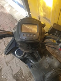 دراجة بوليس نوزل قديم كلشي بيه شغال دراجه على وضعيت بلاد دراجه ختم واح...