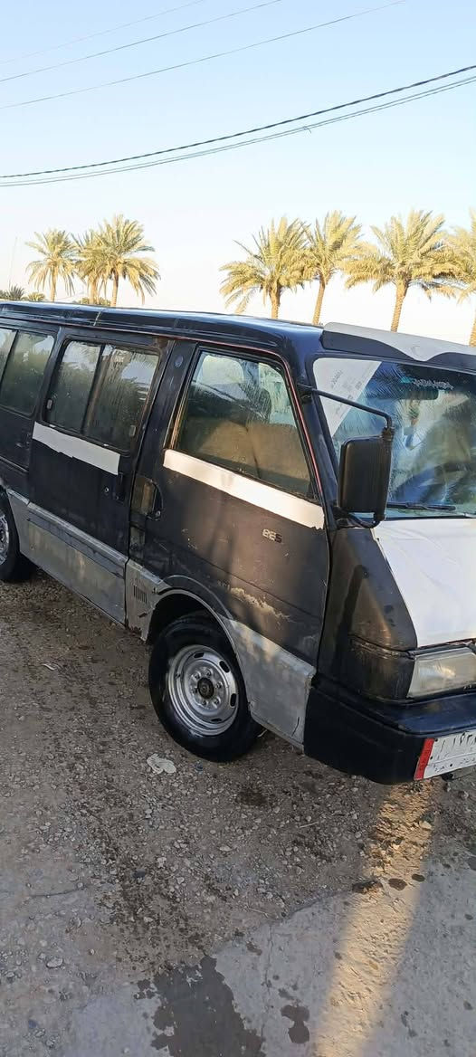 السلام عليكم كيا بستا للبيع موديل 94 سنوية صاقطة هيئة مصفرة ب 2023 وصل خط وبحث بيه رقم كربلاء الماني راعية يريد مداور او وكالة سيارة خير من الله مكينته بيه بخار تايرات جدد توني مبدلهن شواصيه معمرة  غرفته نضيفة كشره شوف العين السعر 23 وبيه مجال مكاني بابل القاسم استفسار اكثر ***********
