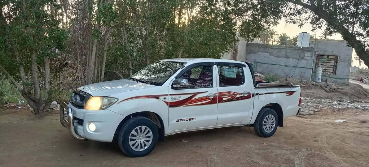 للبيع
سياره بيك اب هايلوكس موديل ٢٠٠٦ 
سياره جاهزه بأسمي رقم كربلاء مميز 
كير ومكينه وحداديه كفاله تخم تاير جديد 

***********
متوفر للاتصال فقط
