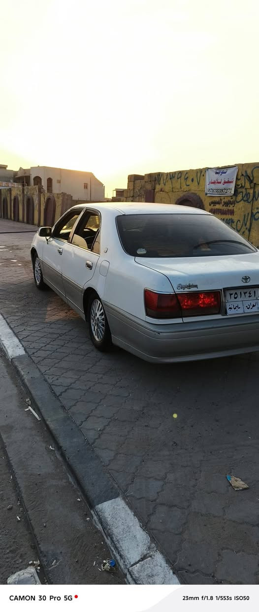 سلام عليكم جنون للبيع ادوات كصه جنطه متومه رقم سليمانيه مكينه ديفور صغير سياره نظيفه سعر46بيهه مجال قليل مكان البصره المعقل/***********
