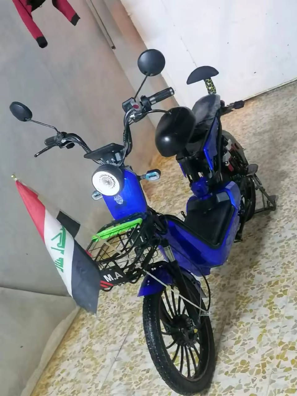 السلام عليكم 
ماطور للبيع 
بطاريات جديد 
نضام تثبيت سرعئ 
اربع نمرأ عقل شرط اشاير شغال هورن مسجل بك لايت شاصي شرط لايت عالي وناصي الماطور نضيف وكدام العين 
موصل حي الانتصار 
السعر 315وبي مجال شي قليل للستفسار ***********بي واتساب
