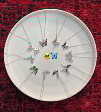 اكسسوارات تبدي الأسعار من 3الاف لحد 5ونص والتوصيل 3الاف لجميع المحافضا...