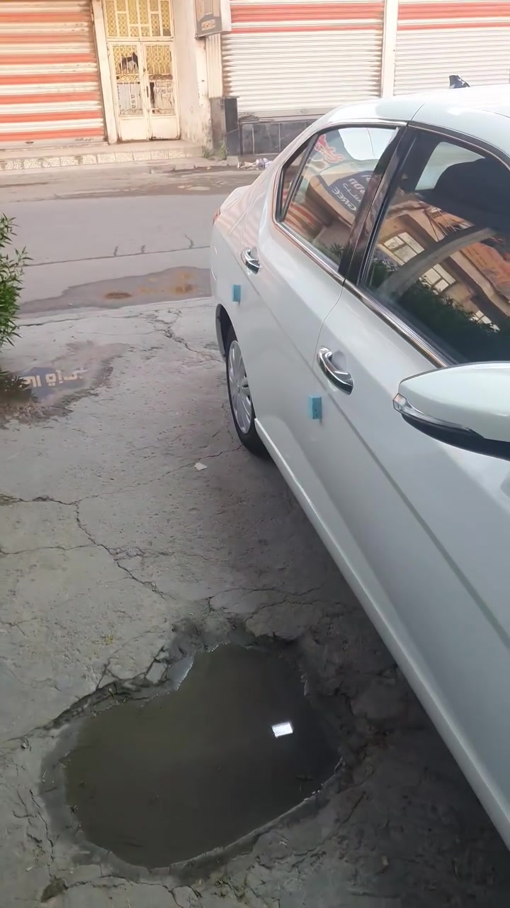 للبيع سياره سمند دنا موديل ٢٠٢٥ ابيض بأسمي السياره جديده زيروه مضلع رقم بغداد المكان زعفرانيه حي الربيع 
***********
***********
