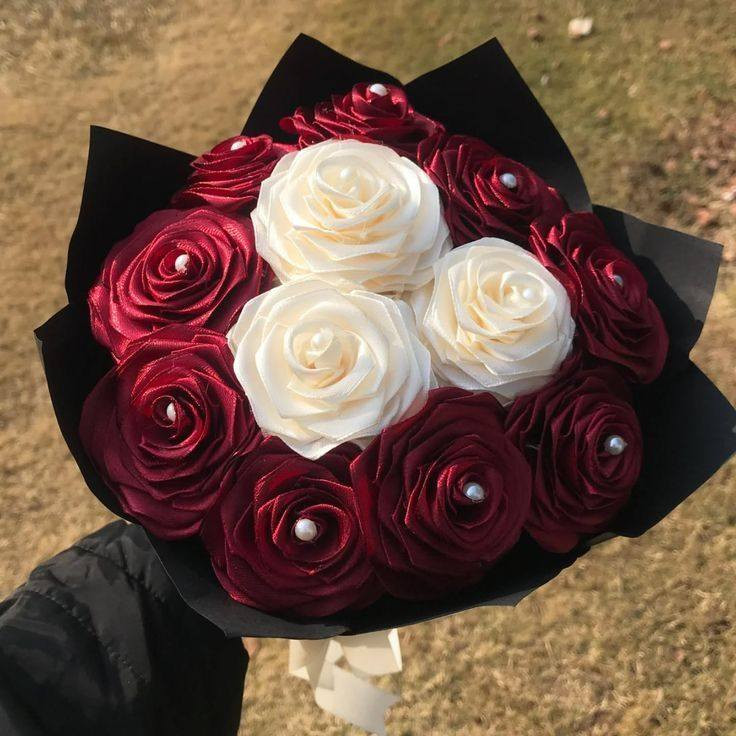 جديدنا لاينتهي بعون الله تعالى 

 يتوفر باقات ورد ستان شغل يدوي حسب الطلب 

بحسب ألون 

العنوان عانه 

حي النصر خلف جامع احمد مكي بدايت مدخل سوق الثالث قرب

 أسواق البركة


**إذا كنت صاحب هذا الإعلان وتريد حذفه لأي سبب، رجاءا أرسل رسالة إلى الدعم الفني**