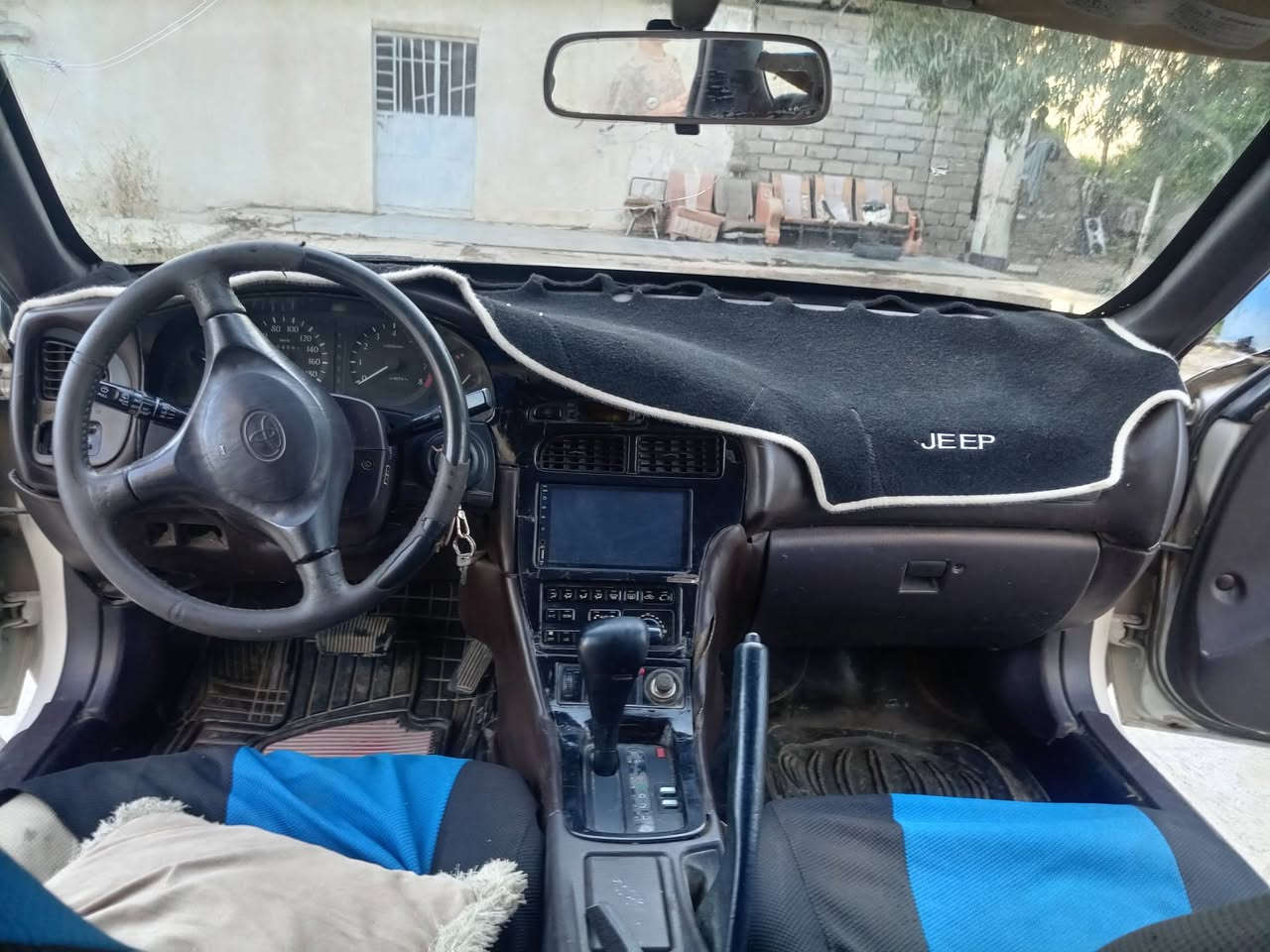 سلام عليكم  كرينة البيع موديل 1994 كير محرك شرط سنوية 2027/تحويل مباشر سعر 30وبيه مجال ***********تصل غير متواجد على الفيس
