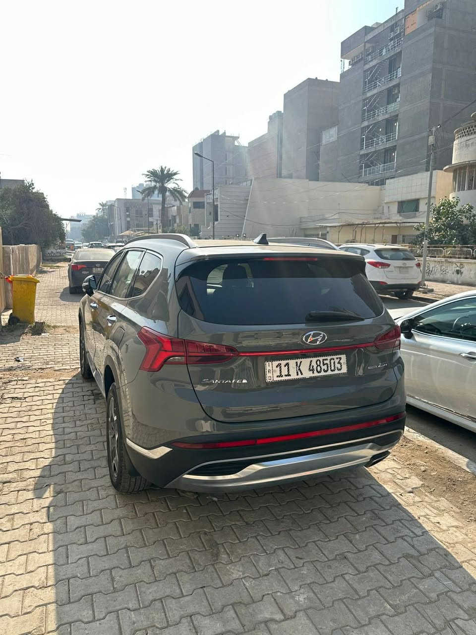 السلام عليكم الغوالي من رخصة الادمن سنتافيا تلكرافي موديل ٢٣ تيربو  محرك ٢٥٠٠ سي سي ماشي ٤٢ الف كيلو السياره فووول الاخير شنو أبالك بيه مواصفات صور الحادث مرفقه والسونر مرفق والتصليح كله قطع اصليه ونصبغن تصليح درجه اولى الشاصي مكفول بيه تصليح لغد الي يلزم الجاملغ بغداد الحارثيه السعر ١٩٨٠٠ يعني دفتر وثمانيه وتسعين ورقه وبيه مجال للطيبين للاستفسار الاتصال على ارقام تاليه 
***********
***********
