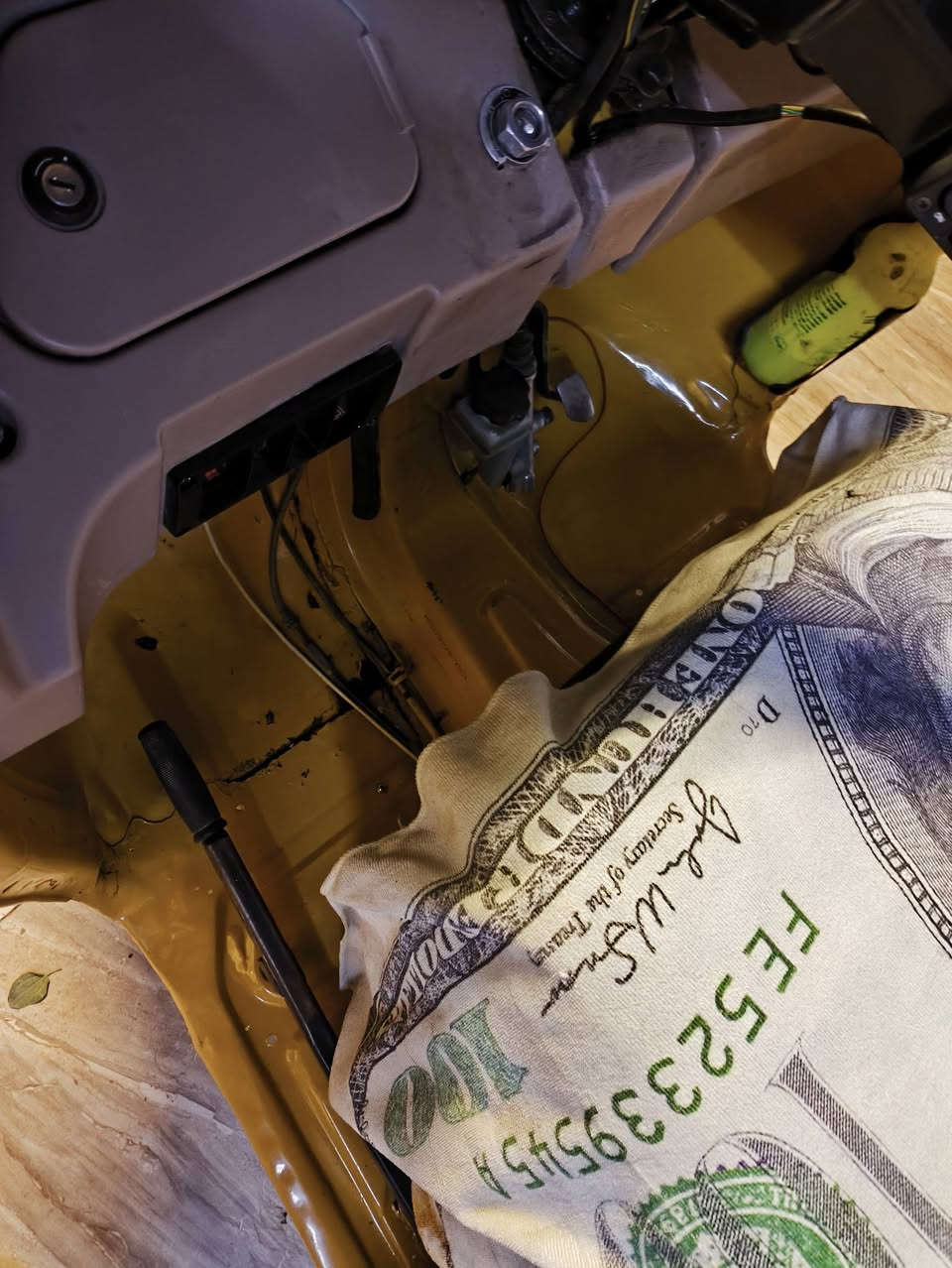 سلام عليكم تكتك مديل 19 شهر 11 نازله بل 20 لشارع تكتك صبغ عام جماليه مكينه بوش وبستم رقم نكليزي مكاني بغداد زعفرانيه شارع كهرباء معروضه 6400 وبيها مجال
***********
