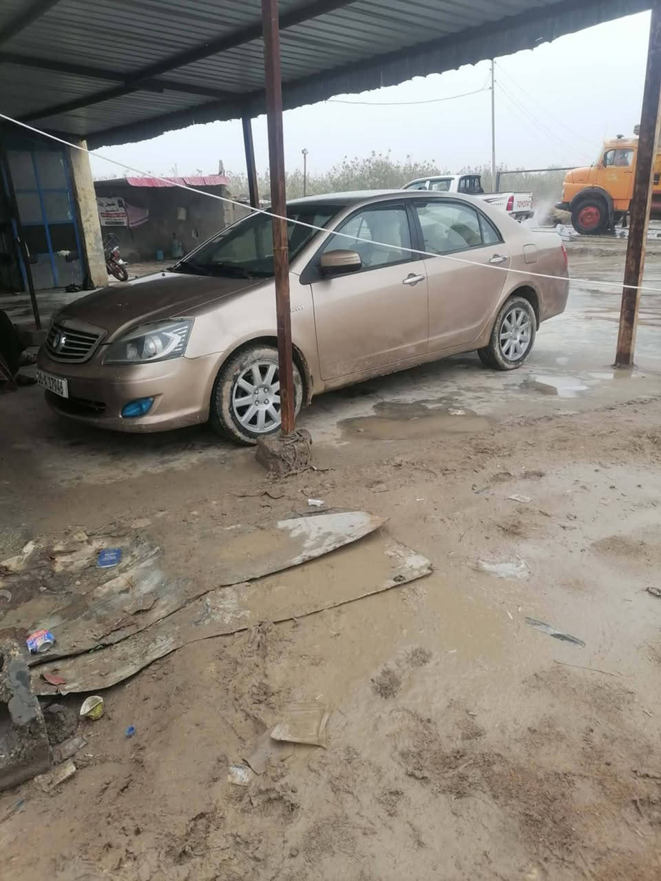 السلام عليكم سياره للبيع السياره مصبوخه حزام جاهزه كير مكينه تبريد حداديه تخم تاير مديل2013 مكلف بل نشر‏ ‪ ***********رقم الهاتف السعر45 وبيها مجال
