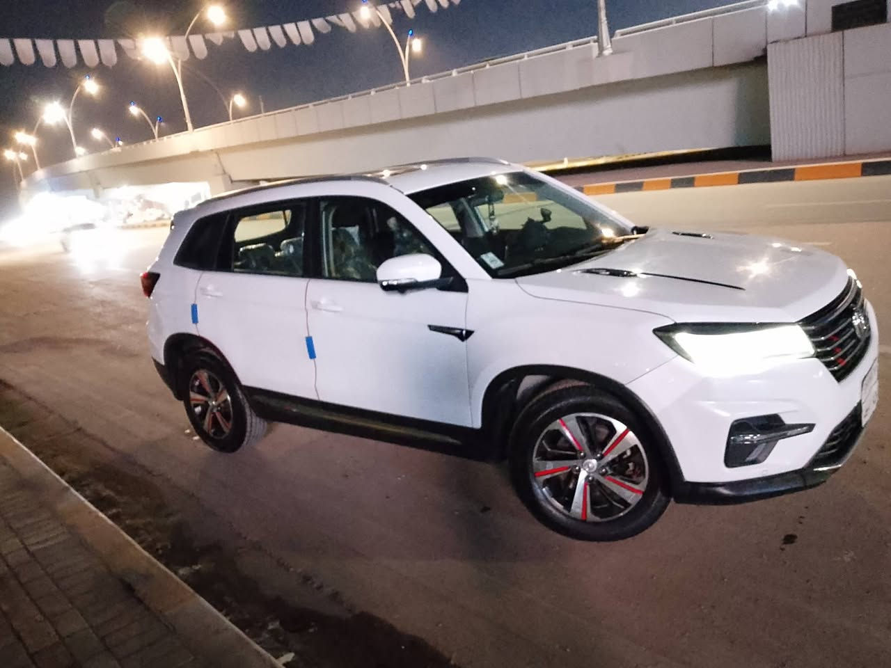 شانجان cs75 ابلاص فوووول موصفات ماشيه 115 سياره كلش جديده ضمان سنه كير ومحرك الوحيده هاي سياره ب بانزين عادي ماكو ادونز ابد سياره فور ويل موديل 2020 محرك 1800 تيربو موصفات فور ويل اربع كامرات كشنات تبريد وبيه اهوايه موصفات مكان السياره كراده السعر 132 بيه مجال بصيط حك جيه ***********
