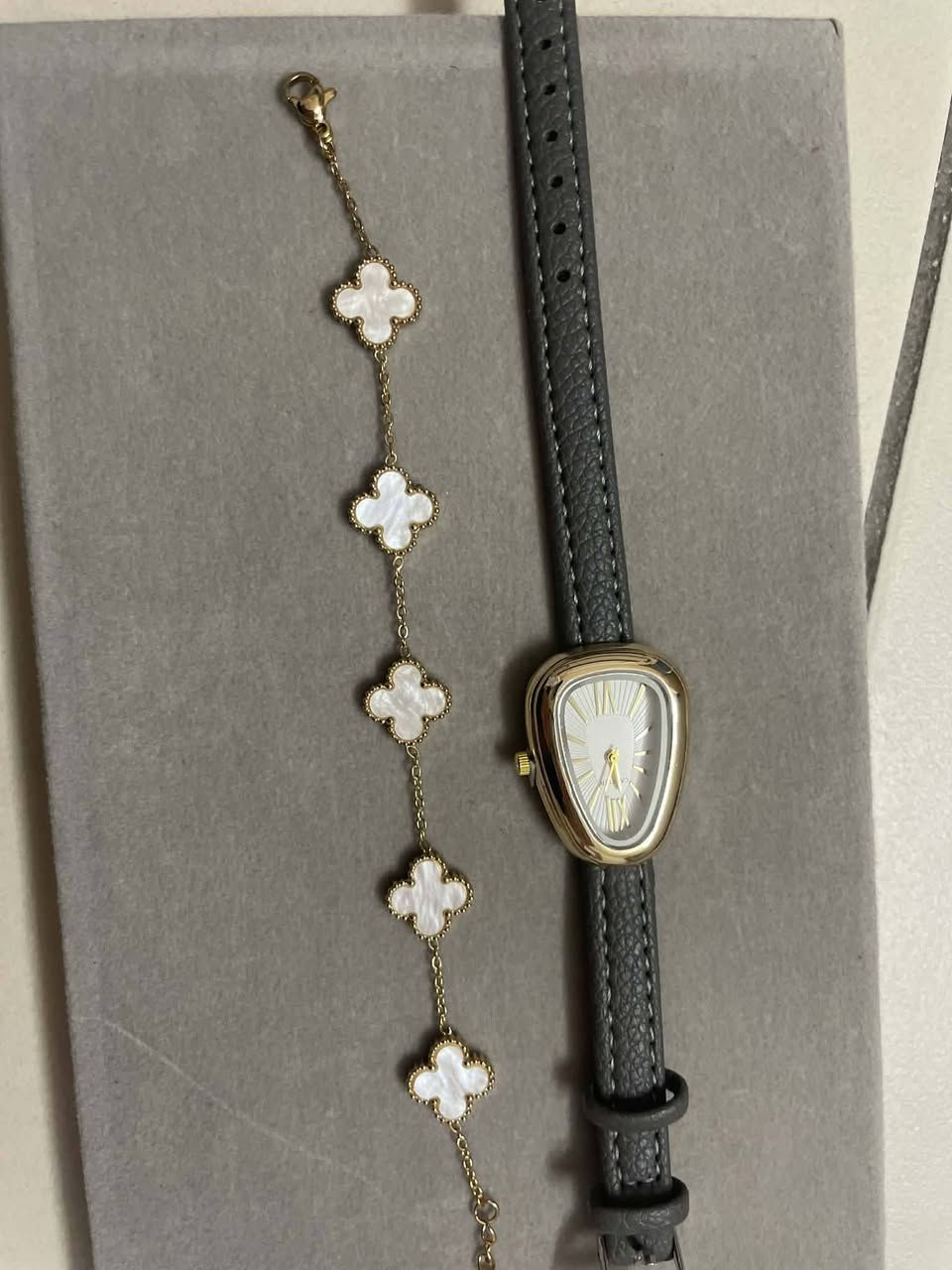 توفرت اكسسوارات العيد
مايكمل اوتفت العيد اذا مو وياه إكسسوارات
توصيل بسماية الف ⭕🚘


**إذا كنت صاحب هذا الإعلان وتريد حذفه لأي سبب، رجاءا أرسل رسالة إلى الدعم الفني**