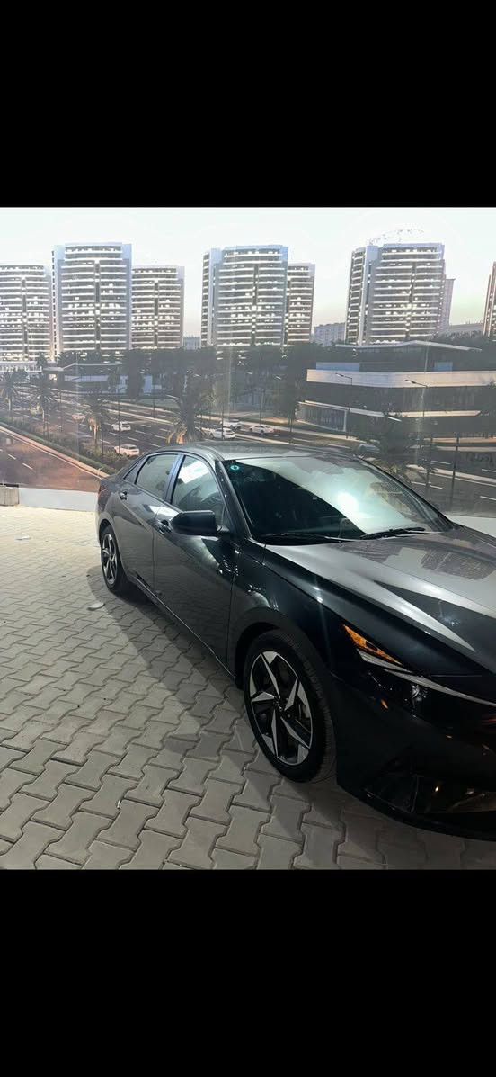 السلام عليكم
هونداي النترا 2023
المحرك 2000 دوش
السياره مواصفات فول
كفاله عامه السياره
السعر 165 وقابل للتفاوض
***********
***********
