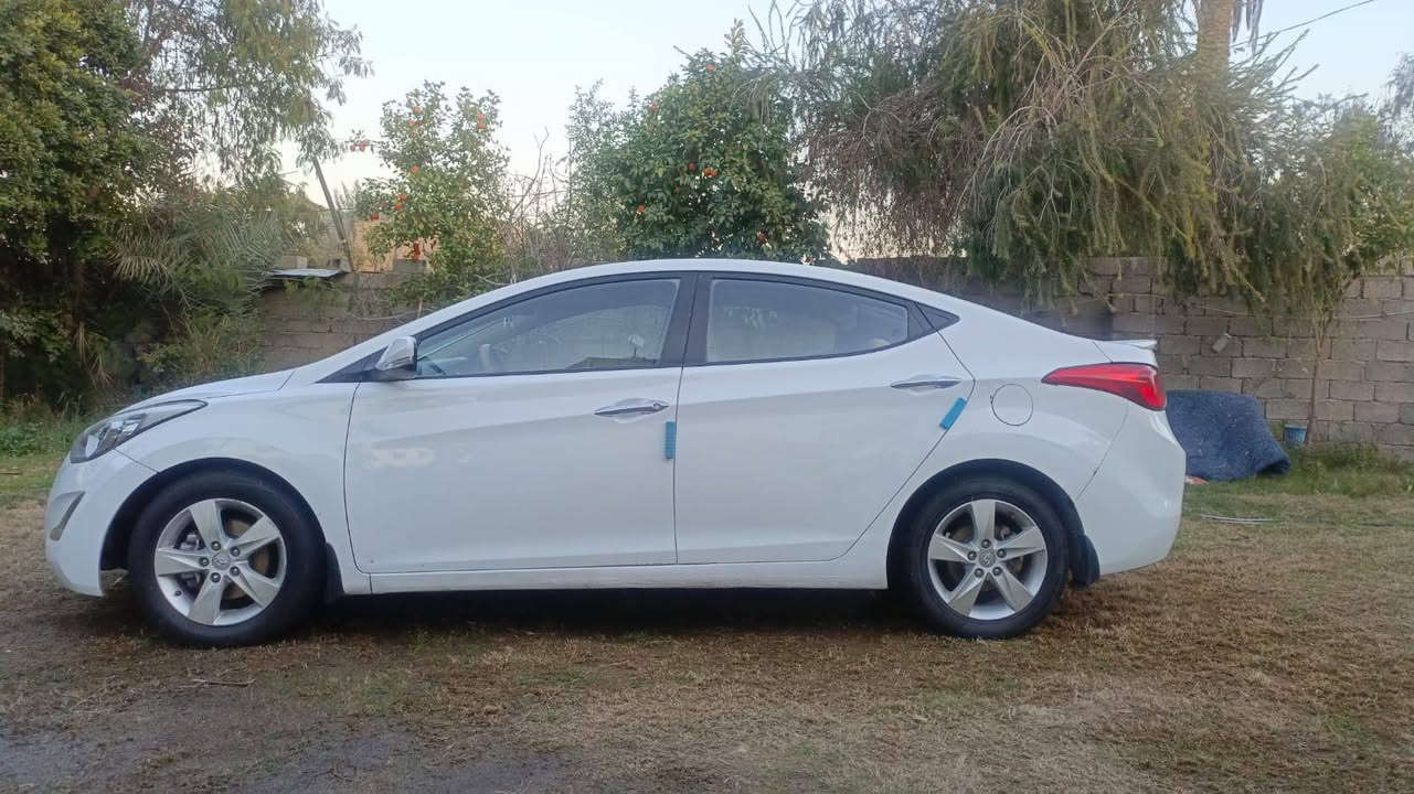 السلام عليكم النتره 14خليجي فتحه شاشه ديالى انكليزي سياره جاهزه السعر 113ديالى خان  بني سعد *********** مكينه 1800
