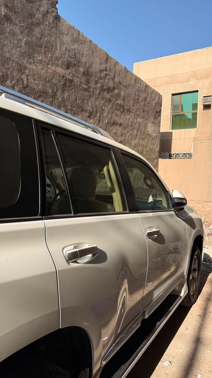 برادو 2019 Tx.l خليجي وكاله SAS للبيع
او مراوس بتاهو وارد خليجي
لون (صدفي)
عداد المسافه المقطوعة / 87 الف كيلو
ملاحظات السياره /
-بارد جاملغ ايمن يمين وباب الصدر شبر بارد
-تكحيلات بالدعاميه
الرقم اربيل
مكان السياره بغداد السيديه
عند الشراء احولك سنويه بأسمك باربيل وارجع
للتواصل ***********
السعر 383 ورقه بيها مجال بسيط
