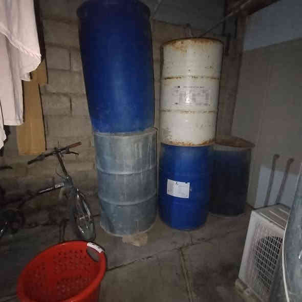 مجموعه اغراض للبيع للتواصل مع صاحب الاغراض***********
