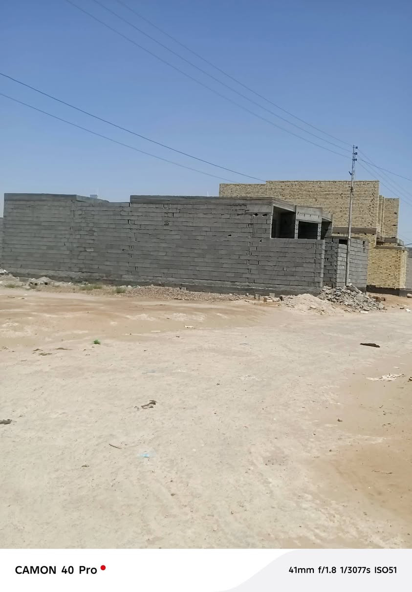 للبيع بيت مساحه 160متر غرفتين نوم 
حي المختار نهايت شارع غزه خارج مربع الري
السعر 17وبيه مجال
للاستفسار 
***********
***********

