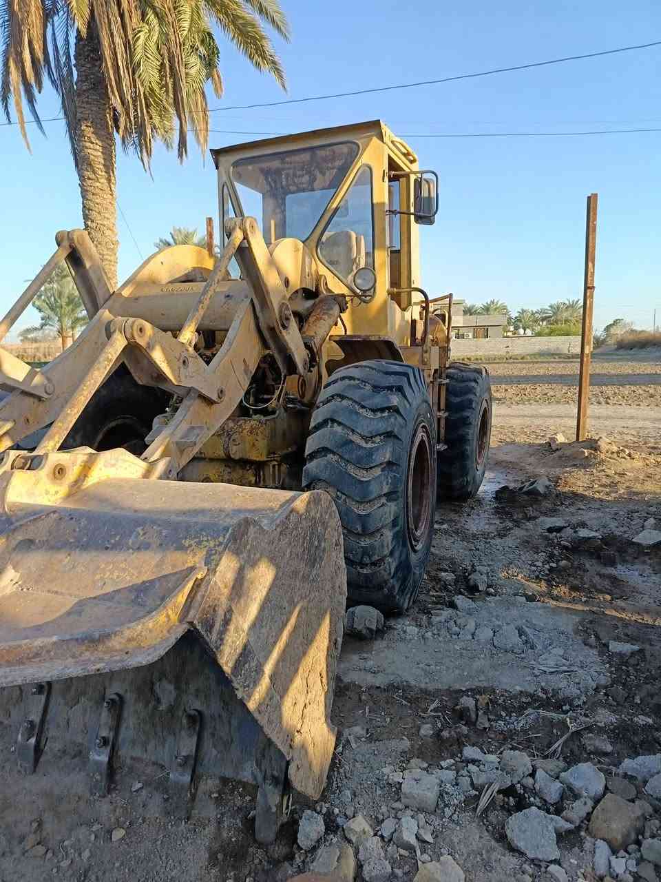 سلام عليكم شفل كتر فتي موديل ٧٥ ستيرن متحرك مكينه ام البليته تايرات زوج جدد اوزوج نص عمر مكينه جاهزه من كلشي رقم بغداد تحويل ثاني يوم السعر ١٦٥ اوبيه مجال رقم الهاتف ***********
