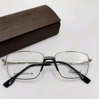 اطار رجالي معدن (مخدة ثابتة) أناقة فاخرة ✨  احجام مميزة ✨ جودة عالية ✨...