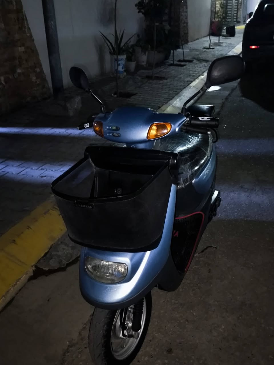 دراجه حاويه 60 للبيع ممشى 2000 دراجه جديده مال جناي السعر 1000 الف 
الرقم ***********
