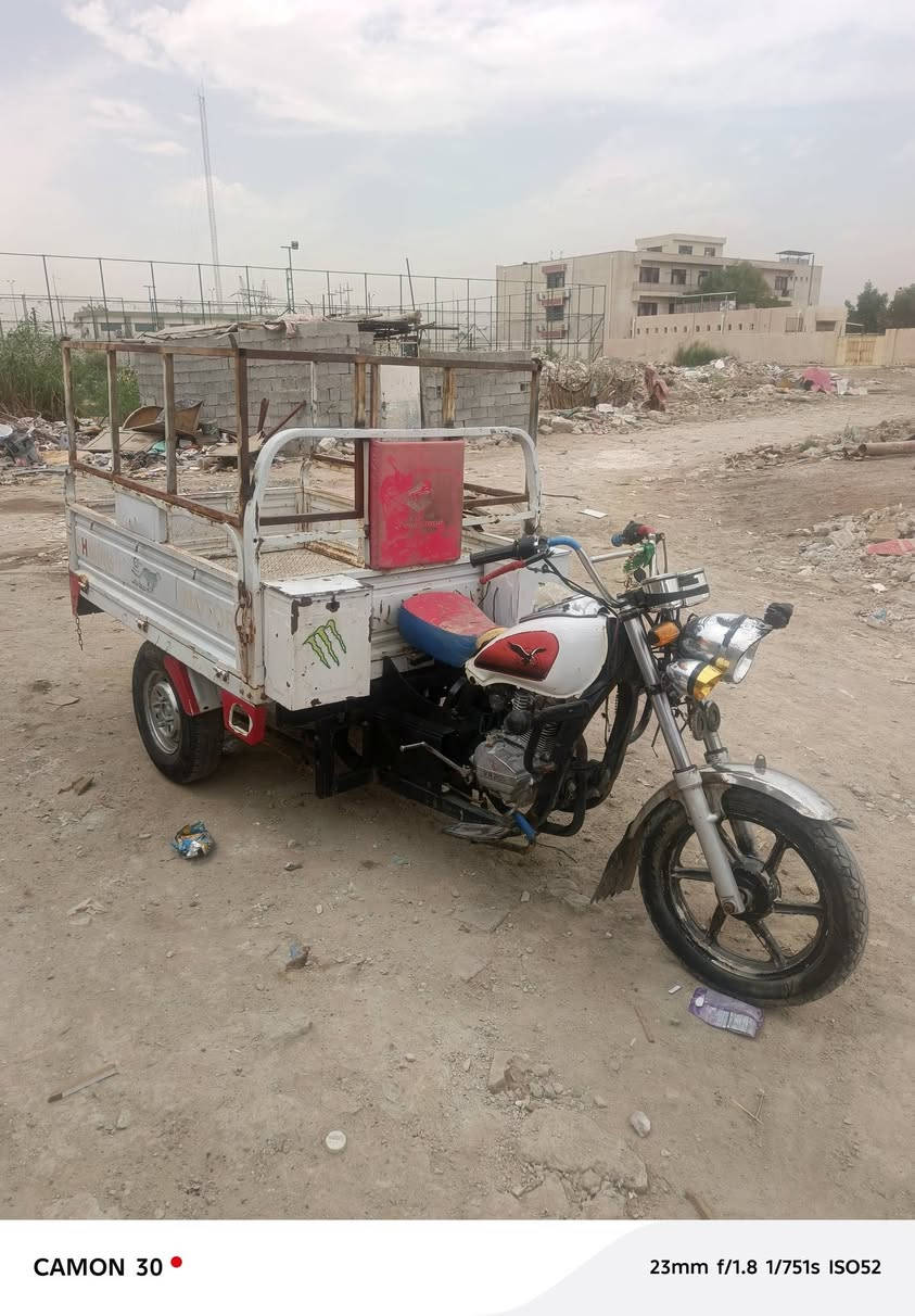 ستوته جمره 23 وراق كامله بس بيها لحيم الدرع طاك من يم ركبه السعر 1 مليون قفل 
بغداد قرب صيطره الشعب  ***********
