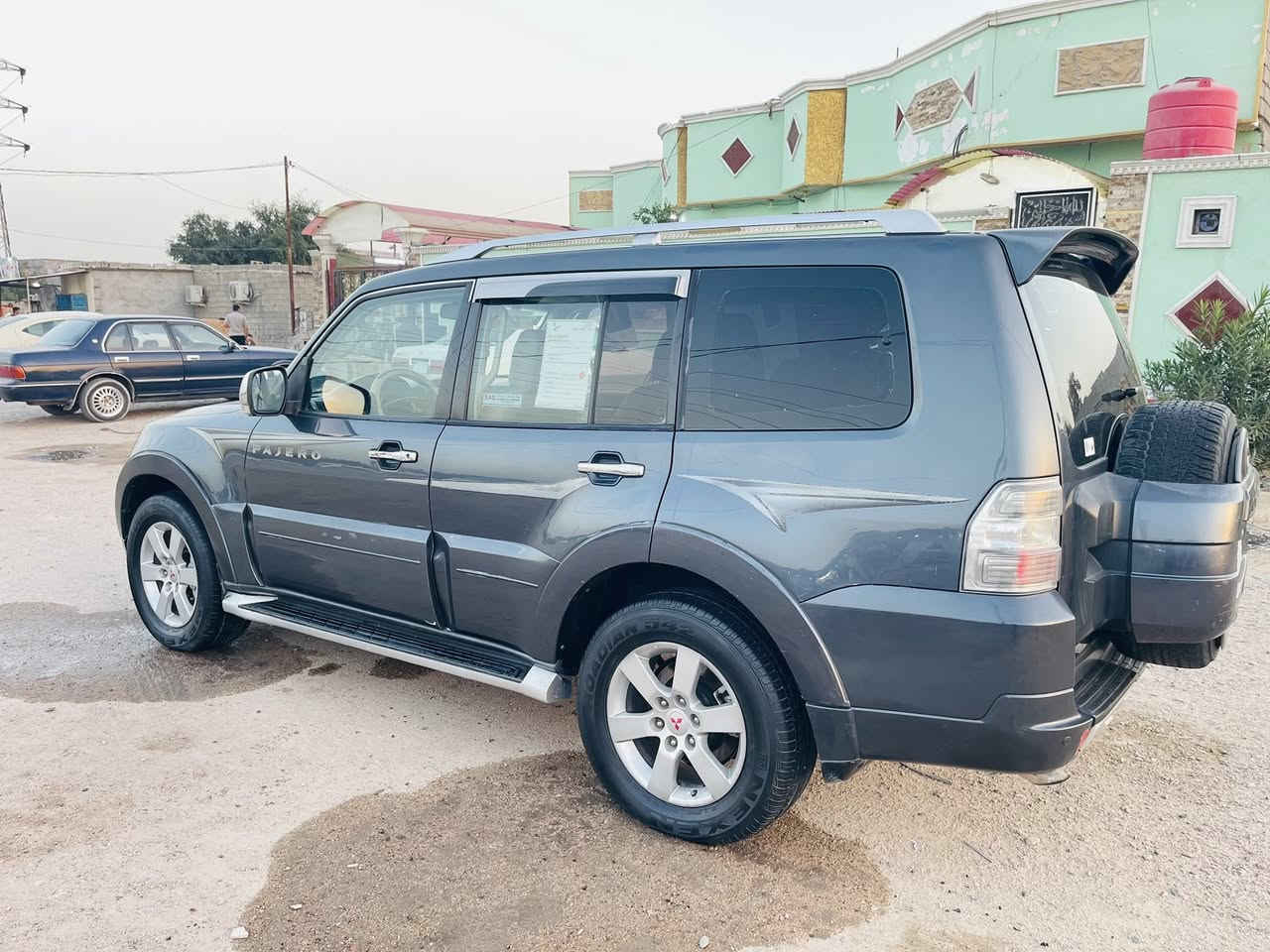 السلام عليكم للبيع سيارة باجيرو حبتور مديل 2008 خليجي فول مواصفات رقم بغداد مشروع وطني سنوية لغاية 2028 كفالة من الكص والنقل والضربة مكينة وكير بلاد مكفولات حدادة تخم تاير ويل كب جديد مرايات شفط تبريد 3 قطع فول شاشة تاب اصلي مضخمات سيارة جاهزه من كلشي كهربائيات كلها شغالة العنوان البصرة الزبير  السعر 89 قفل 🔒 
***********
