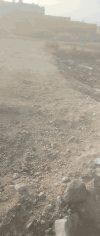 سلام عليكم قطعه لبيع بل صخين قريبه عله جامعه مساحته ٣٠٠ متر وجه ١٥ ونزال ٢٠ متر قريبه عله شارع العام شراي يتصل***********
