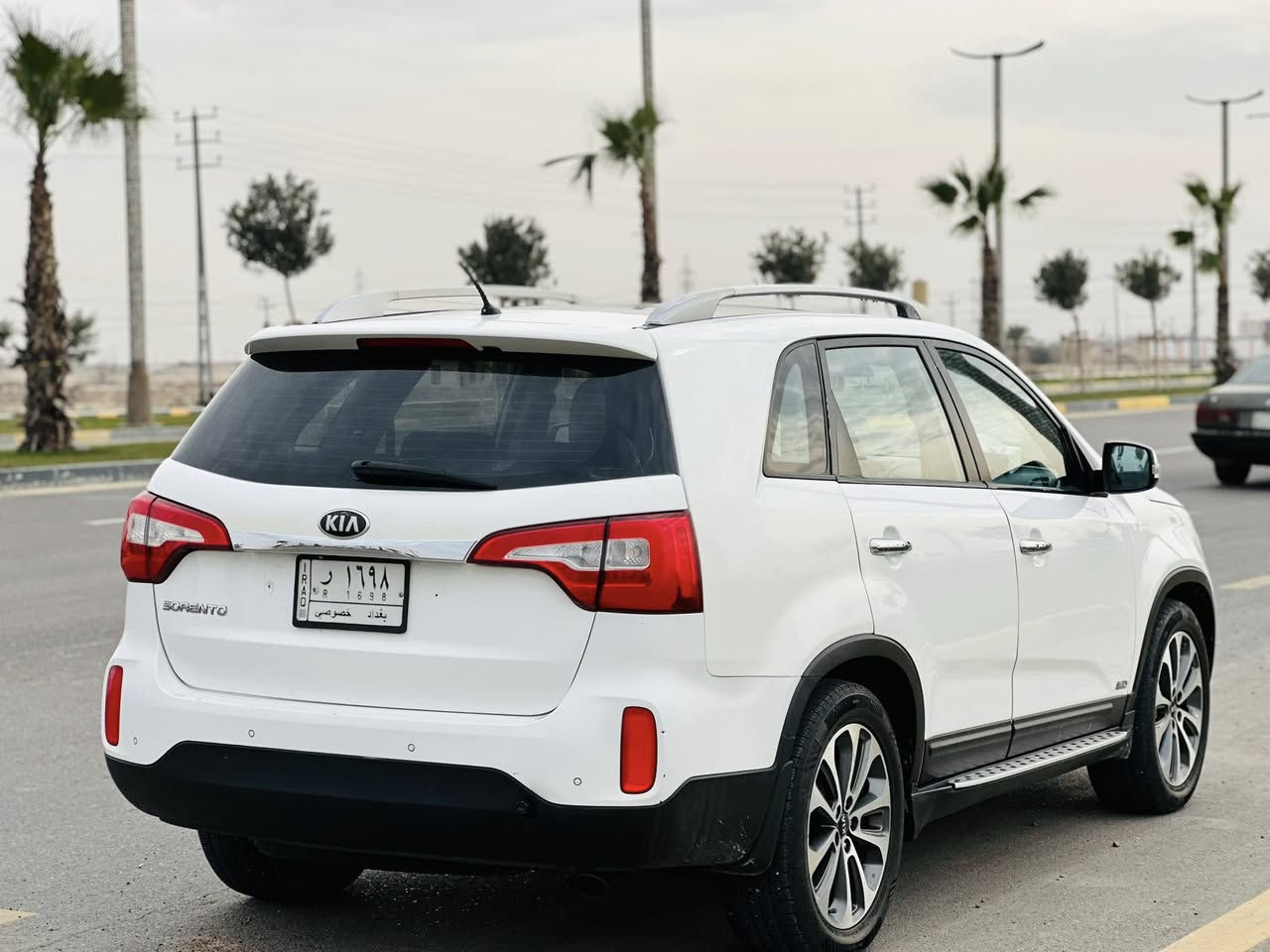 السلام عليكم.  للبيع.     سورنتو. 2014.
رقم بغداد.   مميز. مشروع وطني.  تحويل مباشر 

كويتيه.    فول مواصفات.   1/1.    

محرك.  V6.    معروفه مواصفات الكويتي 

جاهزه  وجديده.  بمعنى الكلمه. 

بيه تبديل قطعتين.     وصبغ قطعه فقط !!

مكفوله من ضربه دواخل.   شرط الفحص.  

السعر.  155 . $ وبيه مجال للطيبين 

مكاني.  الفلوجه الكرمه.

رقم الهاتف. ***********
