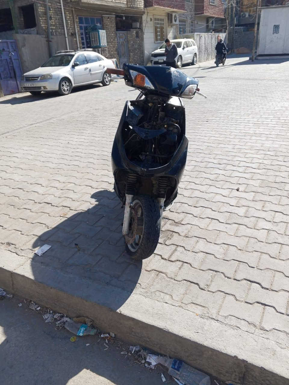 ‏سلام عليكم 
‏شباب دراجه سكنس فحل نوزل للبيع .
‏دراجه كلاجات رياضي اصلي 💯
‏بوشه 59 تشك الكاع محرك شغال
‏صالنصه صوت رعيد 
‏نقص نوزل ( كهربائيات) كوم حديد 
‏سعر 275
‏رقمي/ *********** متواجد واتساب واتصال 
‏
