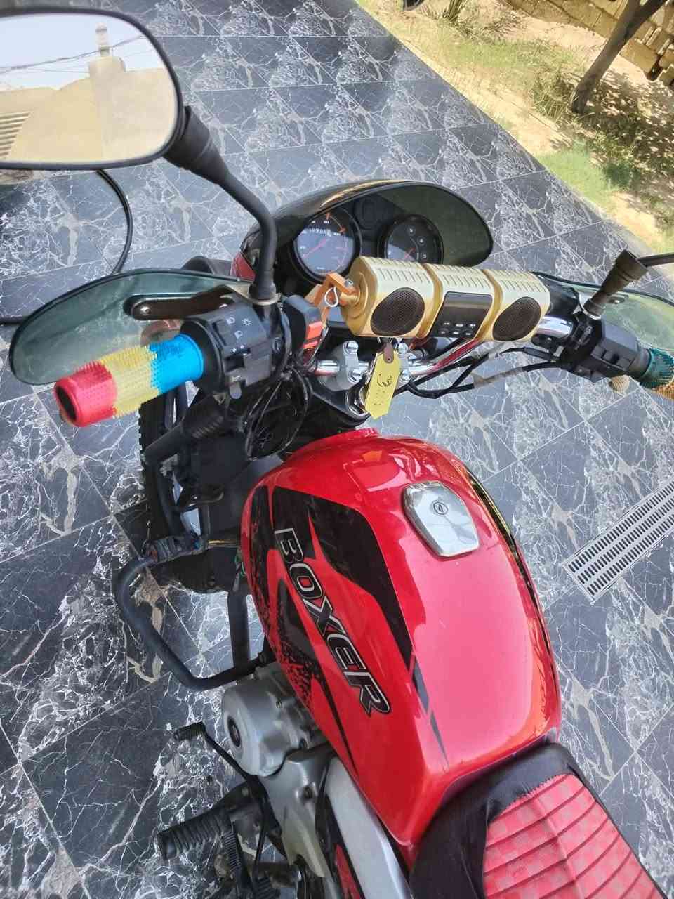 دراجه بوكسر جبلي ٢٢ مكفوله كفاله عامه  مرقمه رقم عربي كل نقص مابيها
مكاني ناحيه العباره عبد الحميد ***********
