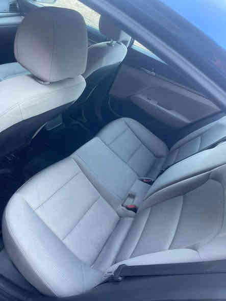 السلام عليكم
للبيع النترا 2017
رقم اربيل تحويل مباشر 
ماشية 111

مواصفات se
تحكم استيرن
مكينة 2000 دوش
داخل بيجي 
تبريد تدفئة تمام
مكينة گير خير من الله 
حادث التصدير موضح بالصور 
جاملغ ايسر 
ايرباك واحد فقط 
فيها بالعراق قبق الجنطة مصبوغ ومكانات رصعات فقط وطخة بالباب الايمن 

سيارة جاهزة ومابيها نقص 
السعر 118 و بيها مجال بسيط 
مكان السيارة بغداد الطوبجي

للتواصل

***********
