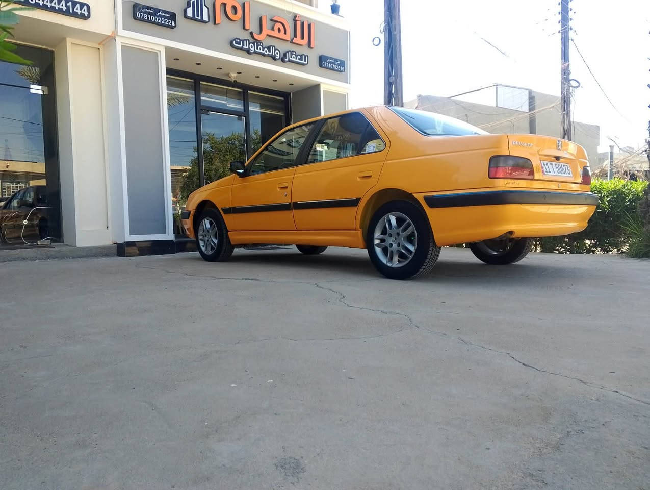 السلام عليكم بيجو بارص موديل 2024 السياره ماشيه 12 الف وبيه منضومة غاز بعدهي على ضمان الشركة امدوشمه عام رقم بغداد انكليزي السياره مكفوله كفاله عامه اني مكلف بالنشر رقم صاحب السياره *********** مكانه بغداد الغزاليه اني مكلف بالنشر
